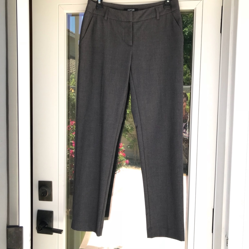 Apt. 9 Women’s Size 2 Dress Pants.